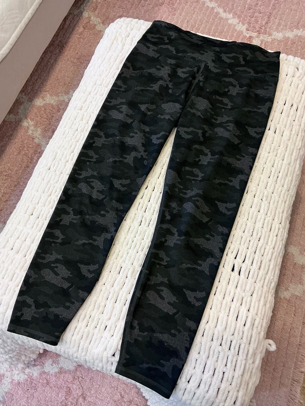 Fabletics Crop Leggings 🖤